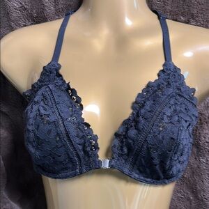 VICTORIAS SECRET Unlined Plunge Black Lace Sz 34DD